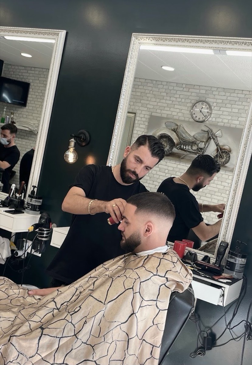 Coiffeur Leo